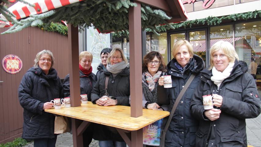 Christkindlesmarkt 2015: Die Besucher am 2. Dezember