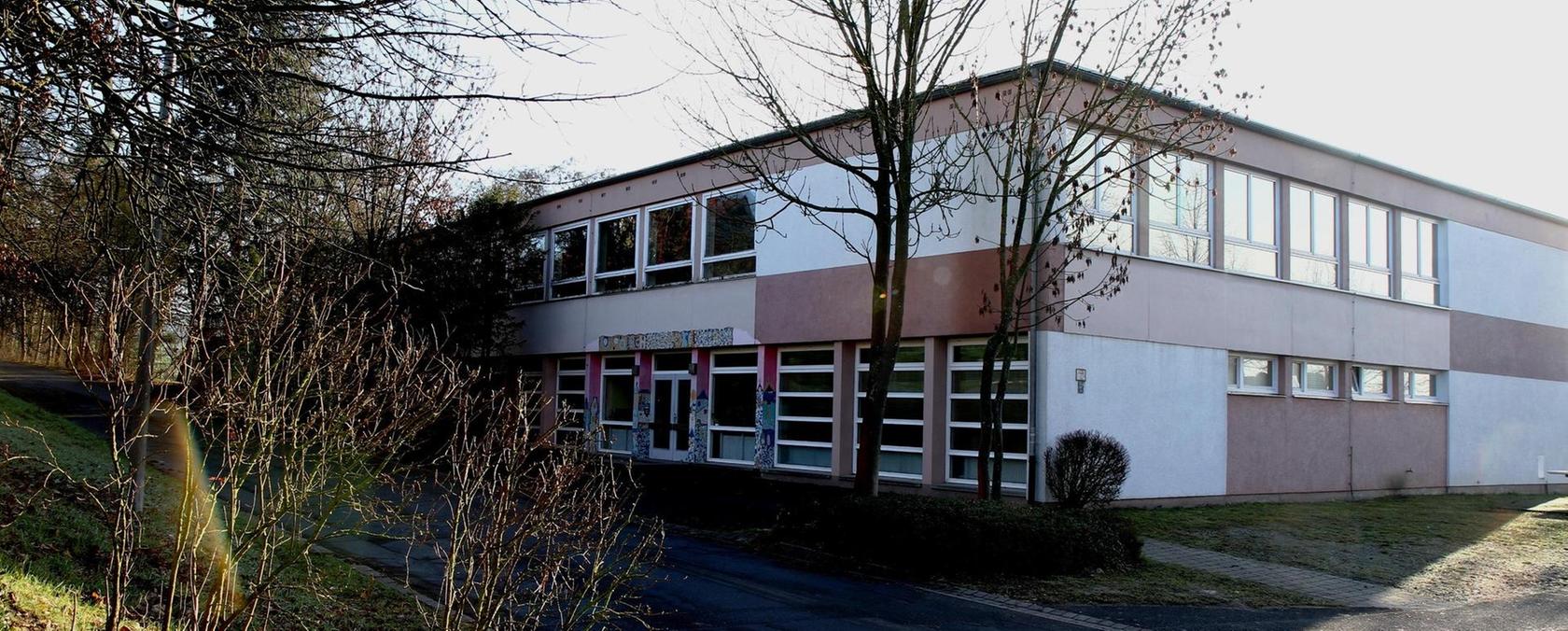 Zentbechhofen: Was wird aus alter Schule?