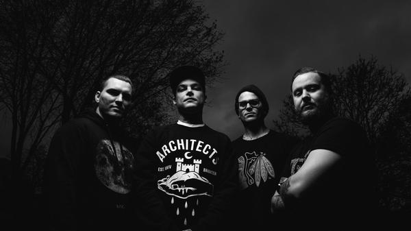 The Amity Affliction sind seit Jahren Australiens Aushängeschild in Sachen Post-Hardcore. Live drehen die Partyvögel auf der Bühne total durch und beweisen, dass sie die perfekte Balance zwischen süßen Melodien und brachialen Riffs finden.