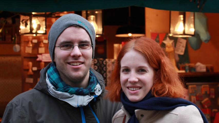 Eine viel weitere Anreise hatten Anja und Ralf. Sie kommen aus St. Gallen und sind zum ersten Mal hier. Sie mögen die Größe und die Vielfalt des Marktes: "Das ist ein großer Unterscheid zu den Weihnachtsmärkten in der Schweiz", findet Anja.