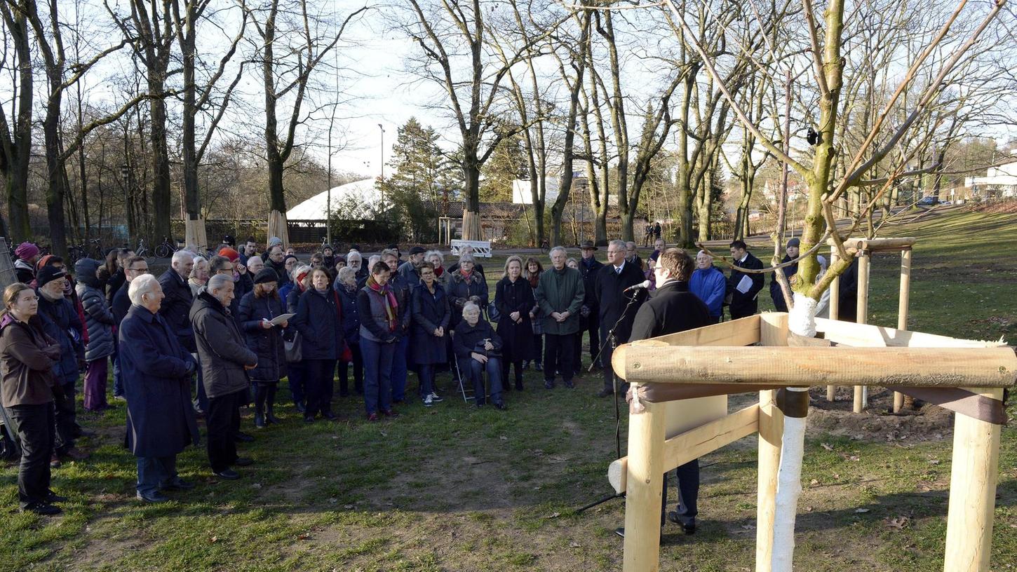 Erlangen: Gedenken an Rechtsradikalismus-Opfer
