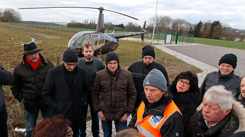 Der Stadtrat von Freystadt gibt „Start frei“ für einen Helikopter-Landeplatz im Gewerbegebiet Rettelloh. Doch es regt sich im Vorfeld schon Bürgerprotest gegen das Vorhaben. Auch eine Demo-Landung zerstreut die Bedenken nicht.