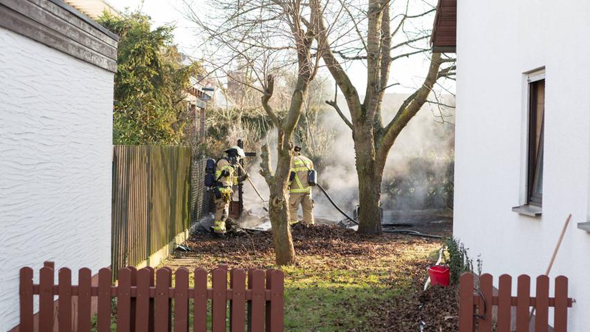Brand in Poppenreuth: Gartenhaus nur noch Schutt und Asche