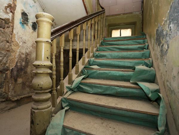 Die Eigentümerin Celine-Michelle Cotte will einige historische Details erhalten-darunter auch die Treppe.
