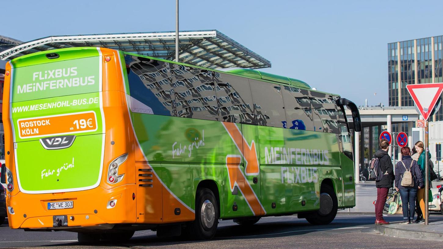Der Unternehmensberater André Schwämmlein war 2012 Mitbegründer von Flixbus. Anschubkapital erhielt das junge Unternehmen damals vom nordbayerischen Business-Angel-Netzwerk. 2015 erfolgte der Zusammenschluss mit MeinFernbus zum deutschen Marktführer MeinFernbus FlixBus.