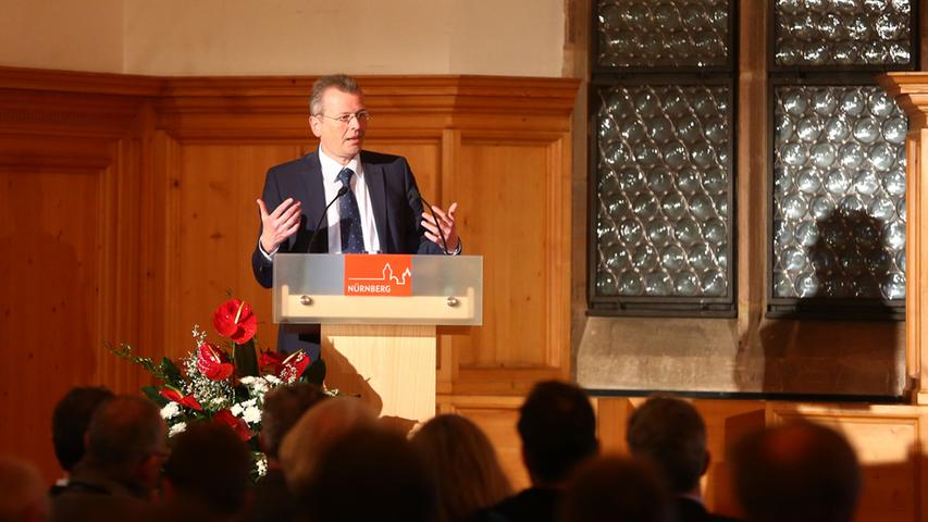 Nürnbergs Oberbürgermeister Ulrich Maly eröffnete die Diskussion.
