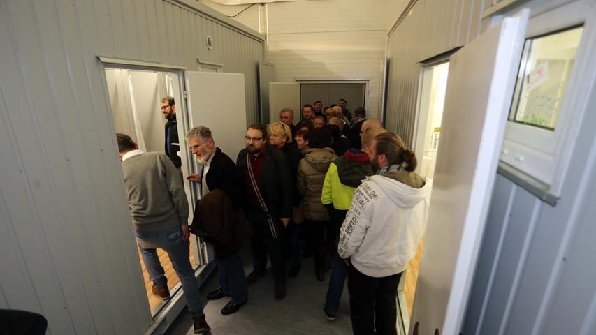 Tag der offenen Tür in Notunterkunft in Gebersdorf