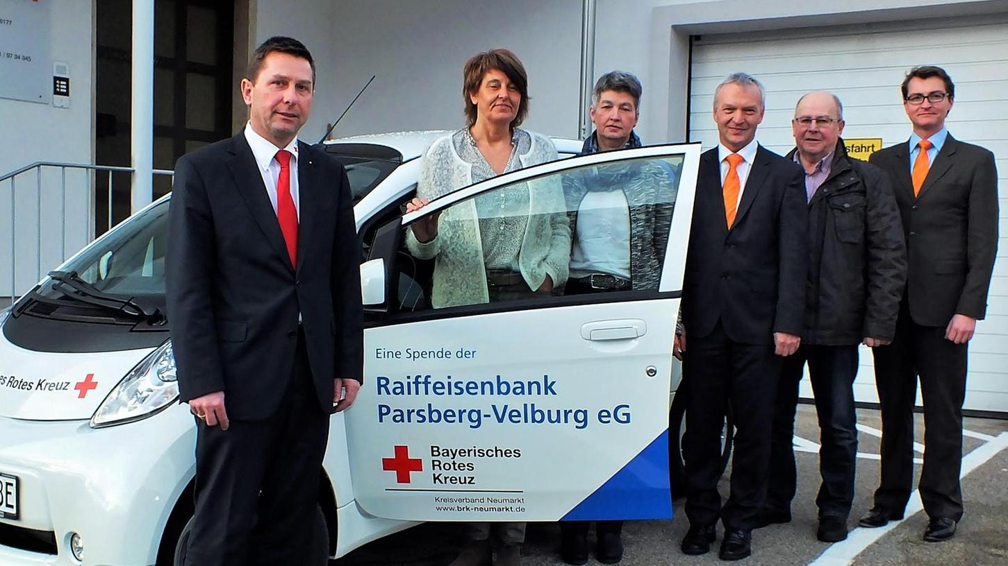 Elektrisierend: Parsberger BRK mit E-Auto im Einsatz