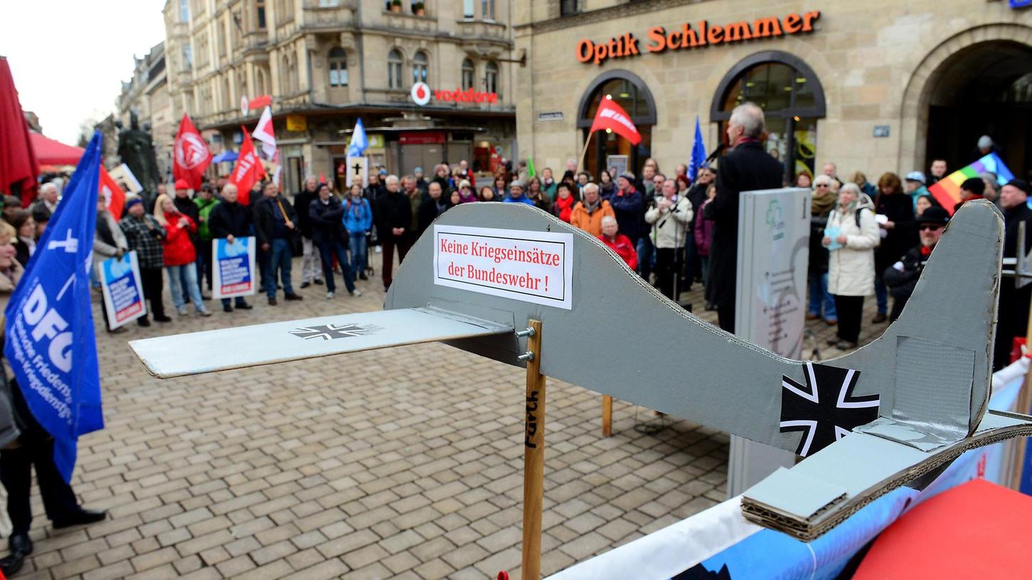 Demo gegen Krieg und Flüchtlingselend in Fürth