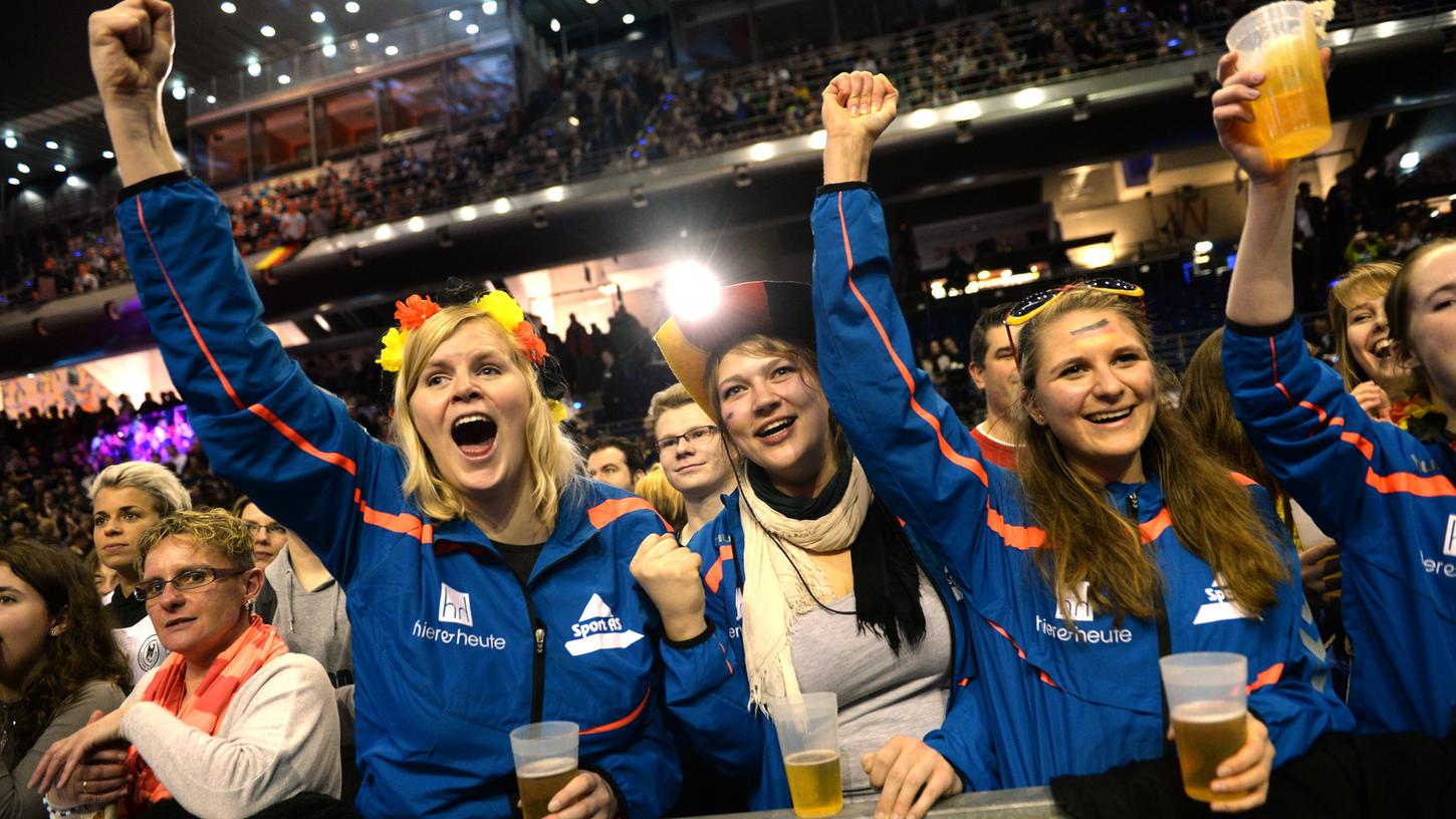 Bei den deutschen Handball-Fans ist die Euphorie nach dem EM-Sieg groß.