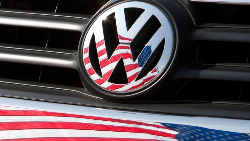 Volkswagen steht vor einer milliardenschweren Einigung mit den US-Behörden. Es ist eine Strafzahlung von 4,3 Milliarden Dollar vorgesehen.