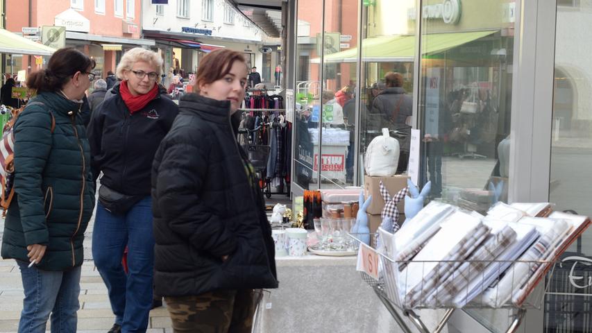 Der erste Winterschnäppchenmarkt lockte die Kunden.