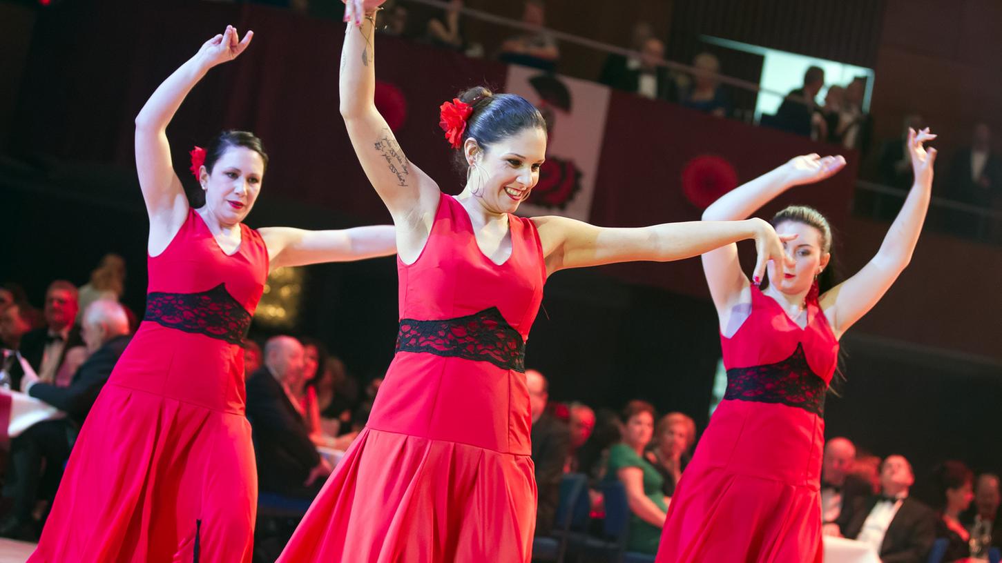 Die Frauen von Centro Espanol zeigten, wie Flamenco richtig getanzt wird.