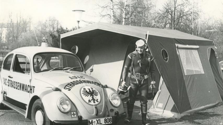 Ein Traum für viele im Jahr 1966: Mit Käfer und Zelt ab in den Süden.