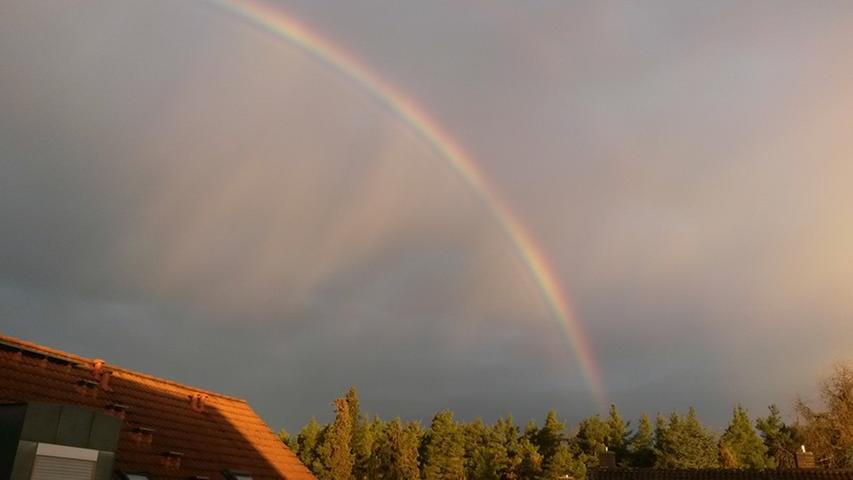 Von Anke Behlert stammt dieses tolle Regenbogen-Foto.