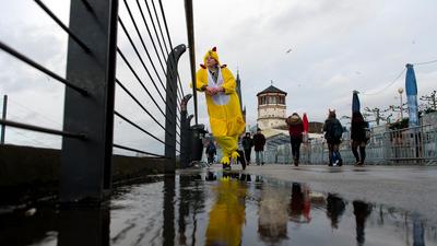 Der Düsseldorfer Karnevalszug war am Montag wenige Stunden vor dem geplanten Start abgesagt worden.