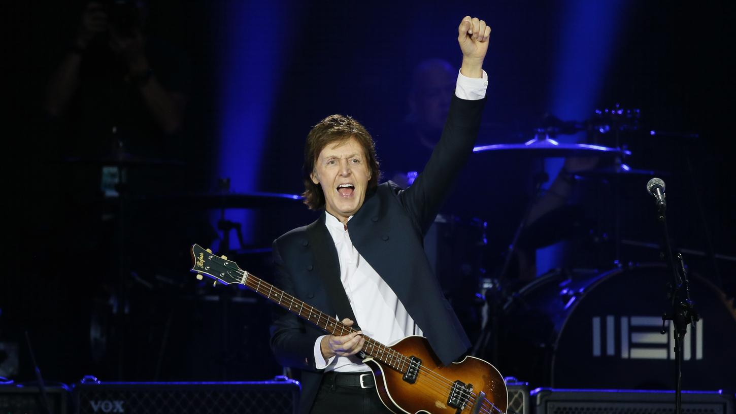 Paul McCartney vertont Smiley-Gesichter