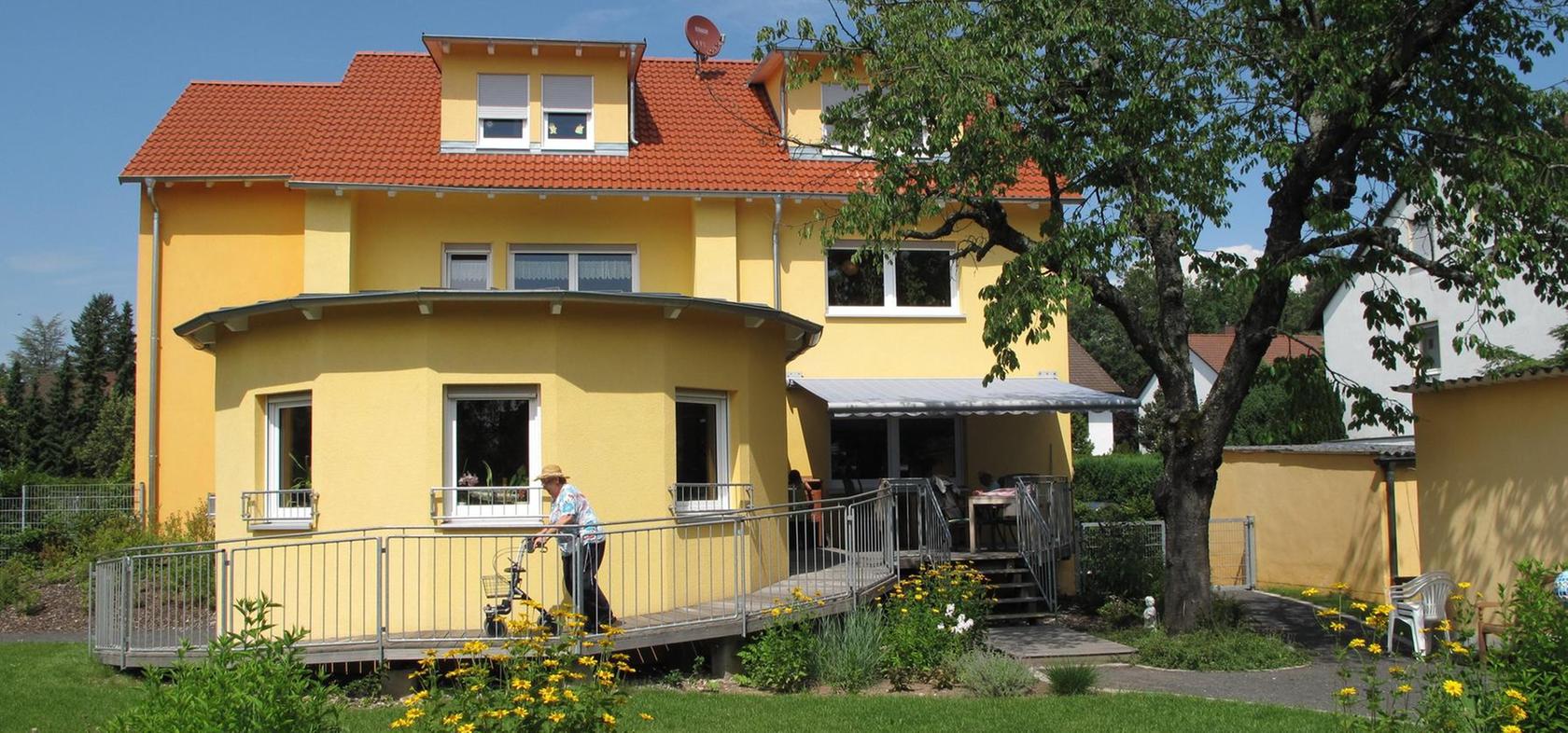 Demenz-WG in Erlangen: Fast wie eine Familie