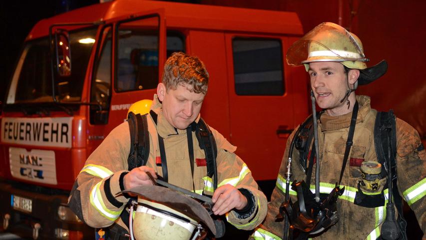 Dachstuhlbrand hält Fürther Feuerwehr in Atem