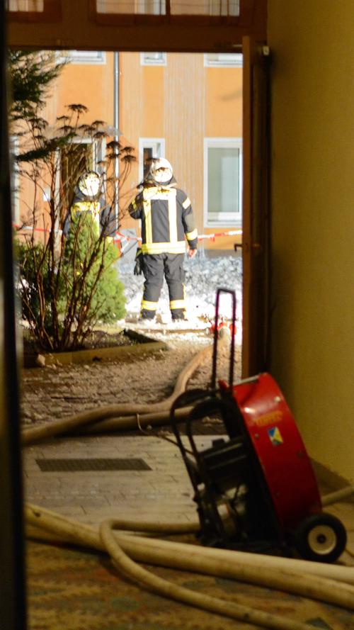 Dachstuhlbrand hält Fürther Feuerwehr in Atem