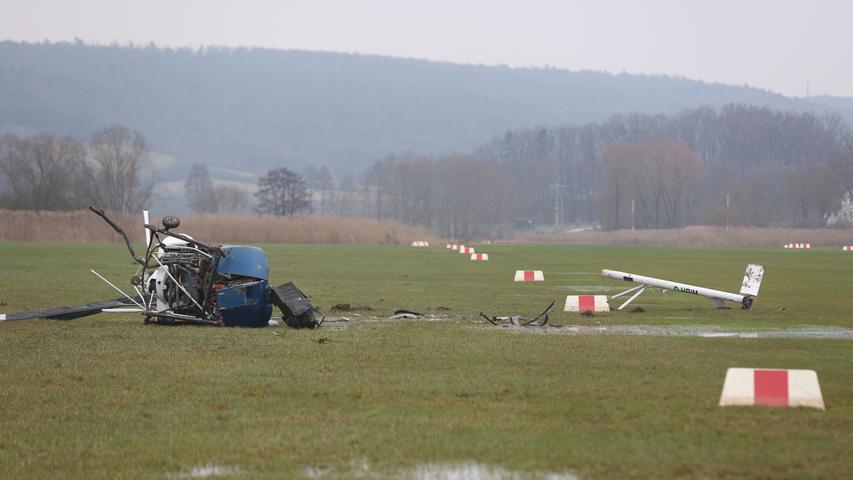 Insassen leicht verletzt: Hubschrauber verunglückt im Landkreis Haßberge 