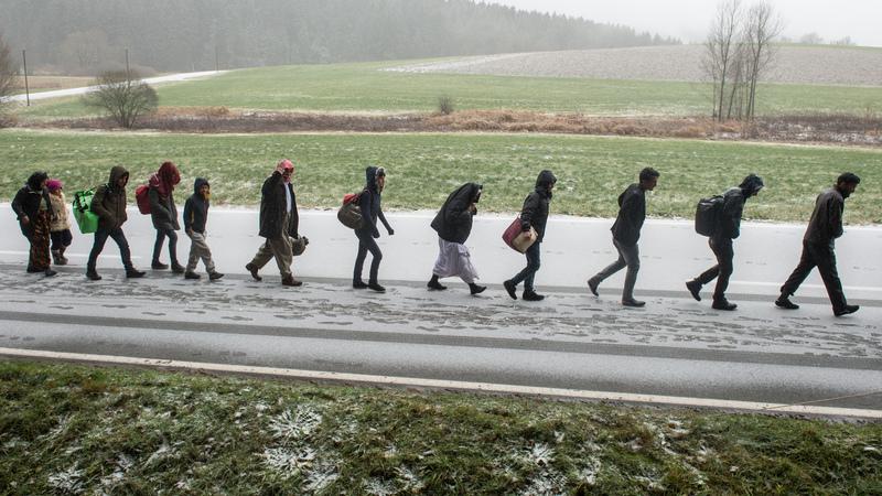 Laut Innenministerium gibt es in Deutschland immer weniger Asylanträge.