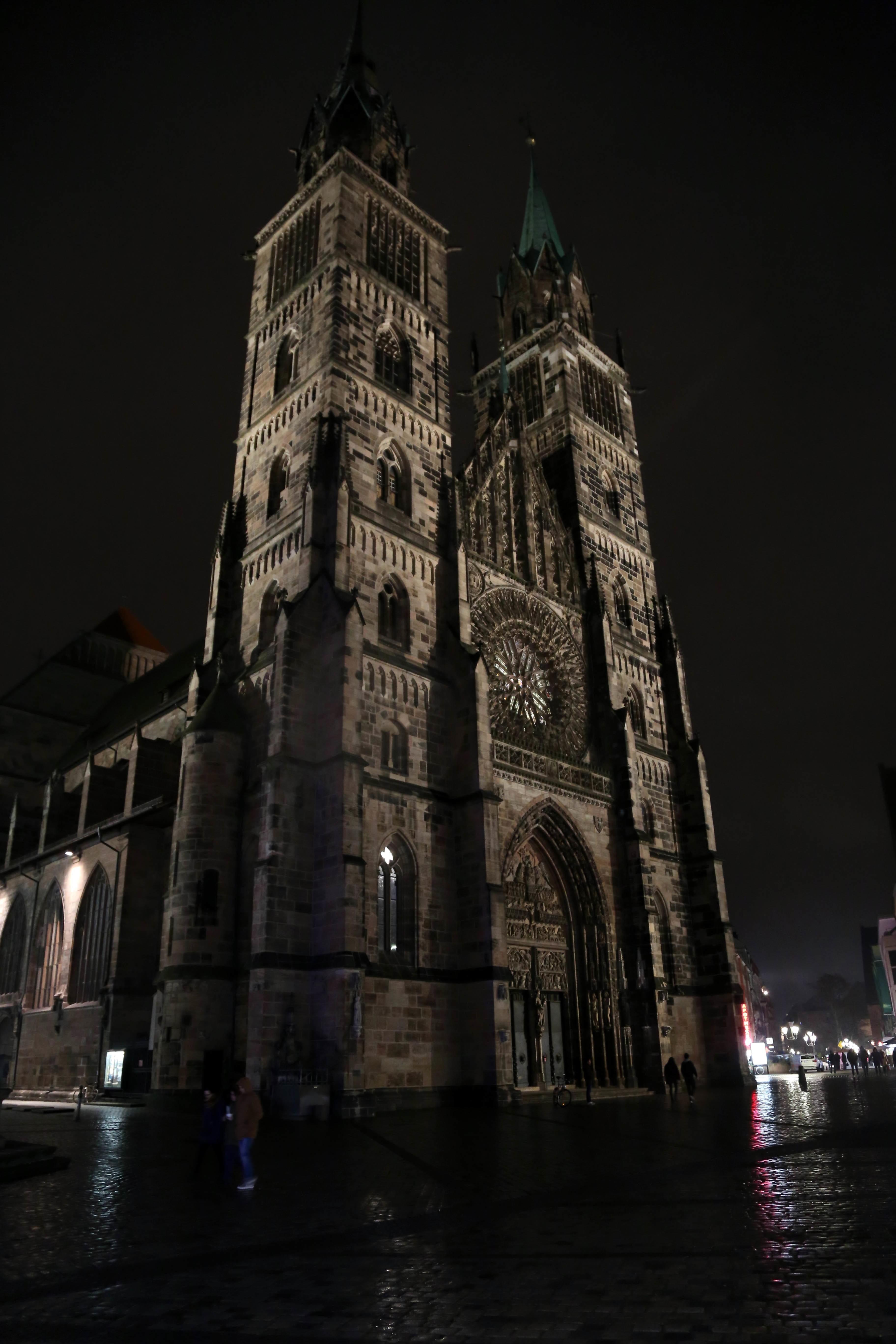 Nicht zu verwechseln mit der guten alten Lorenzkirche.