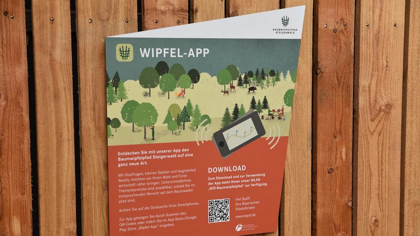 Neben Infoschildern können die Besucher den Pfad mithilfe der Wipfel-App erkunden.