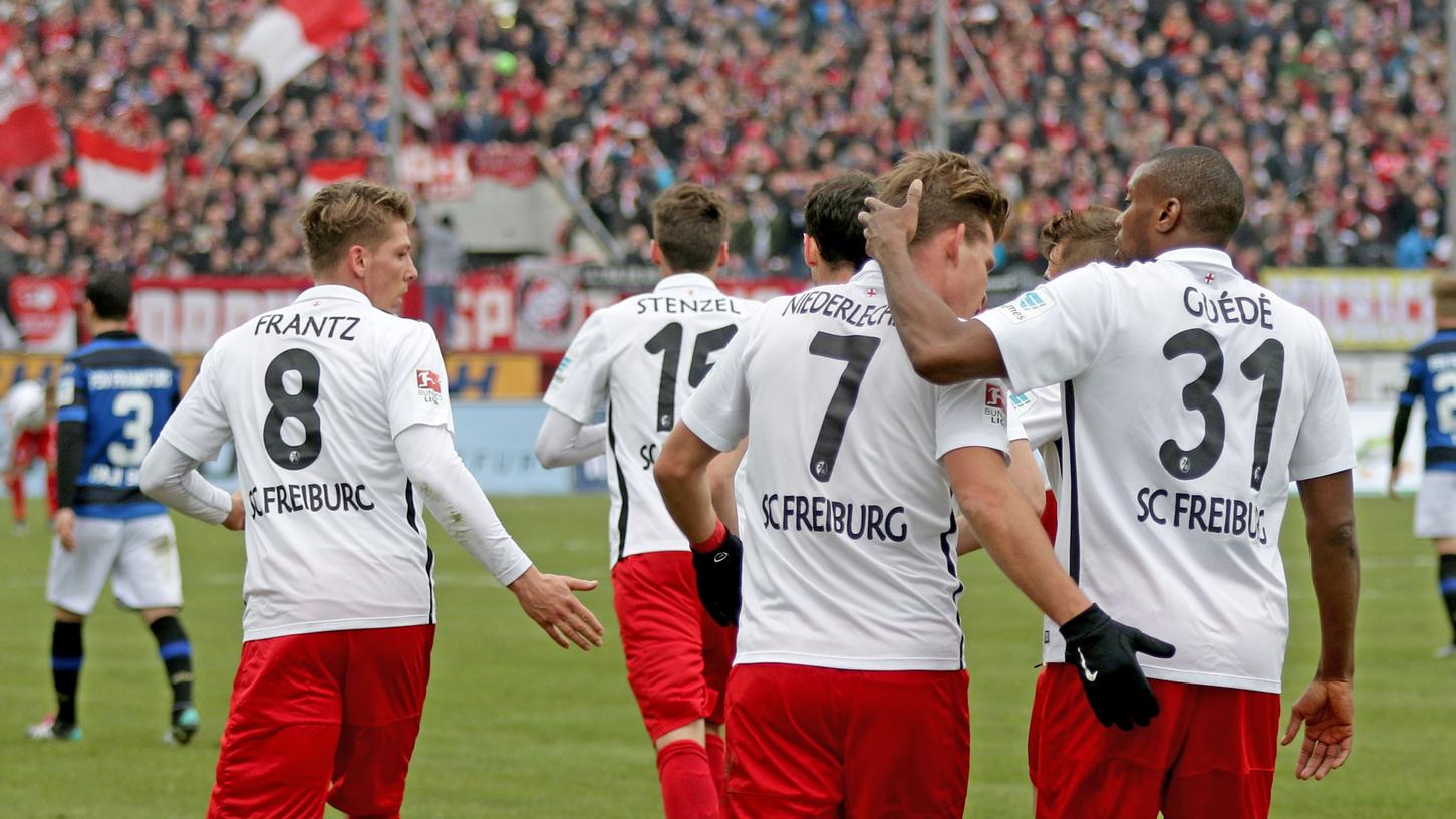 Doppelter Sieg: Leipzig und Freiburg setzen sich von FCN ab