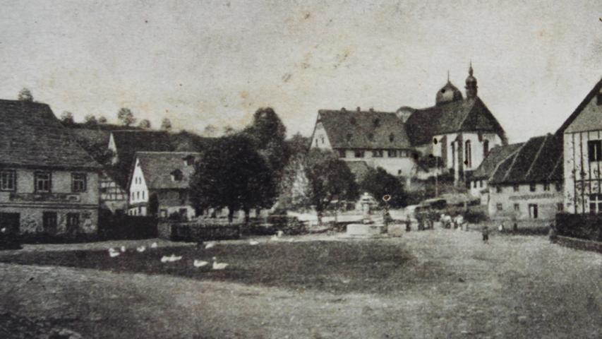 Das Gesicht Heiligenstadts hat sich im Lauf der letzten Jahrzehnte stark verändert. Hans Dorsch hat uns in in sein Archiv sehen lassen. So sah der Marktplatz 1914 aus.