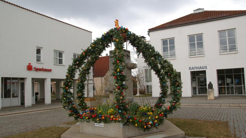 Die Osterbrunnen im Kreis Neumarkt
