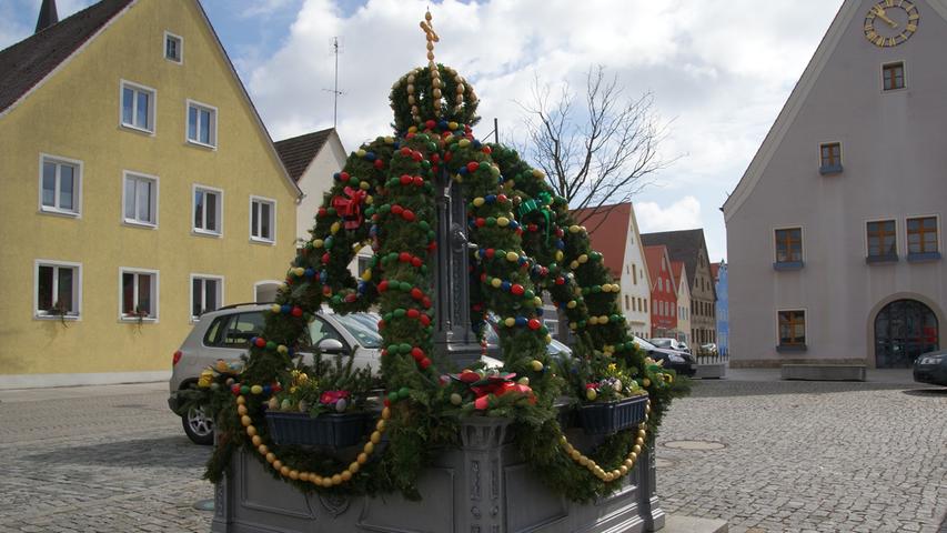 Die Osterbrunnen im Kreis Neumarkt
