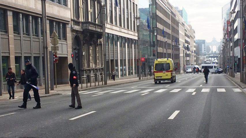 Rund eine Stunde nach den zwei Explosionen am Flughafen detonierte ein Sprengsatz in der U-Bahnstation Maelbeek, im Zentrum von Brüssel.