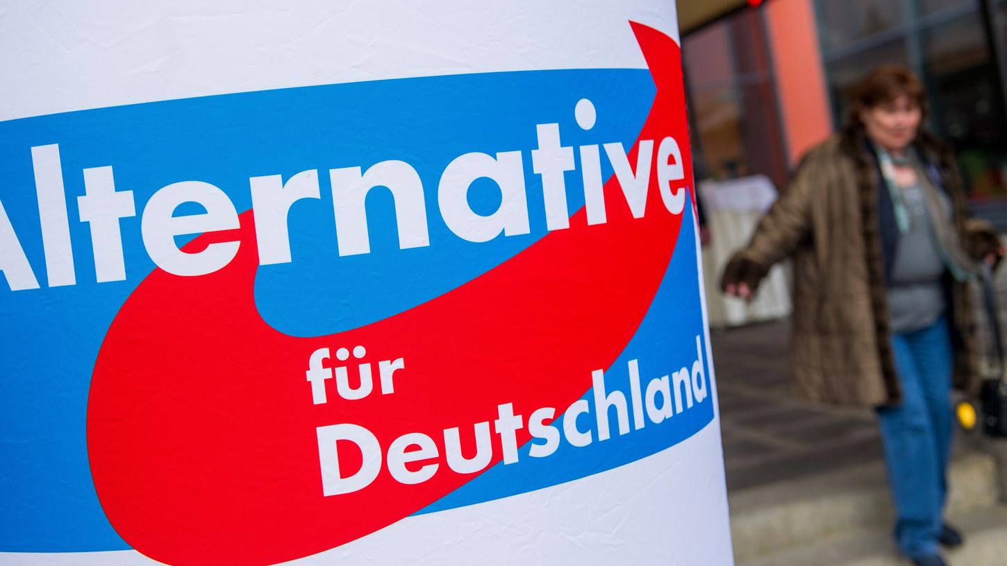 Einzelne Mitglieder der AfD werden vom bayerischen Verfassungsschutz beobachtet.