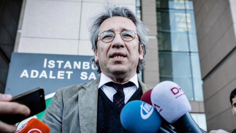 Schüsse auf Journalisten bei Prozess in Istanbul