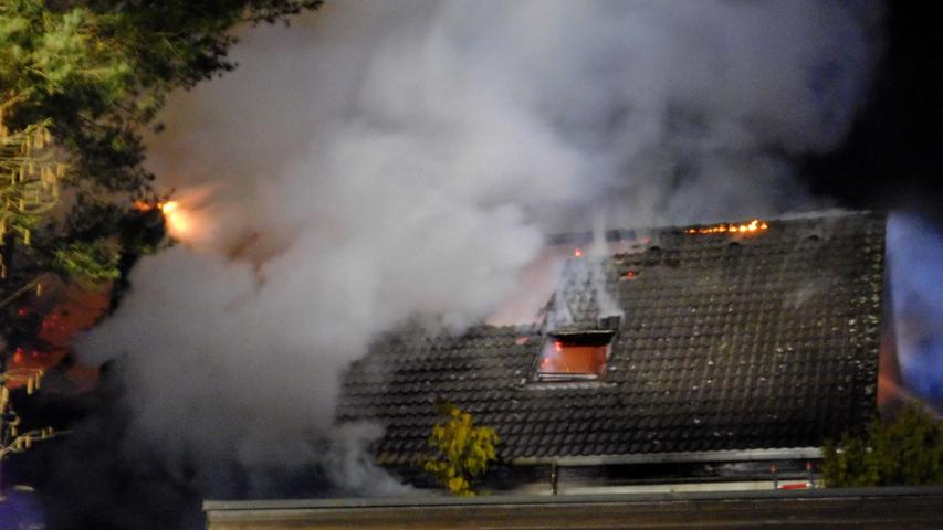 Großhabersdorf: Wohnhaus vollständig niedergebrannt