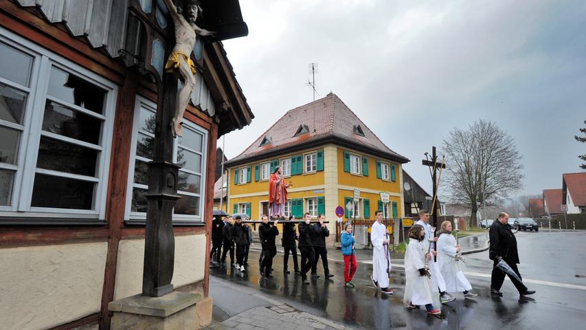 Passion in Neunkirchen: Karfreitagsprozession zum Gedenken an Leid Christi