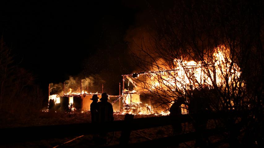 Ein Toter bei Scheunenbrand in Gunzenhausen