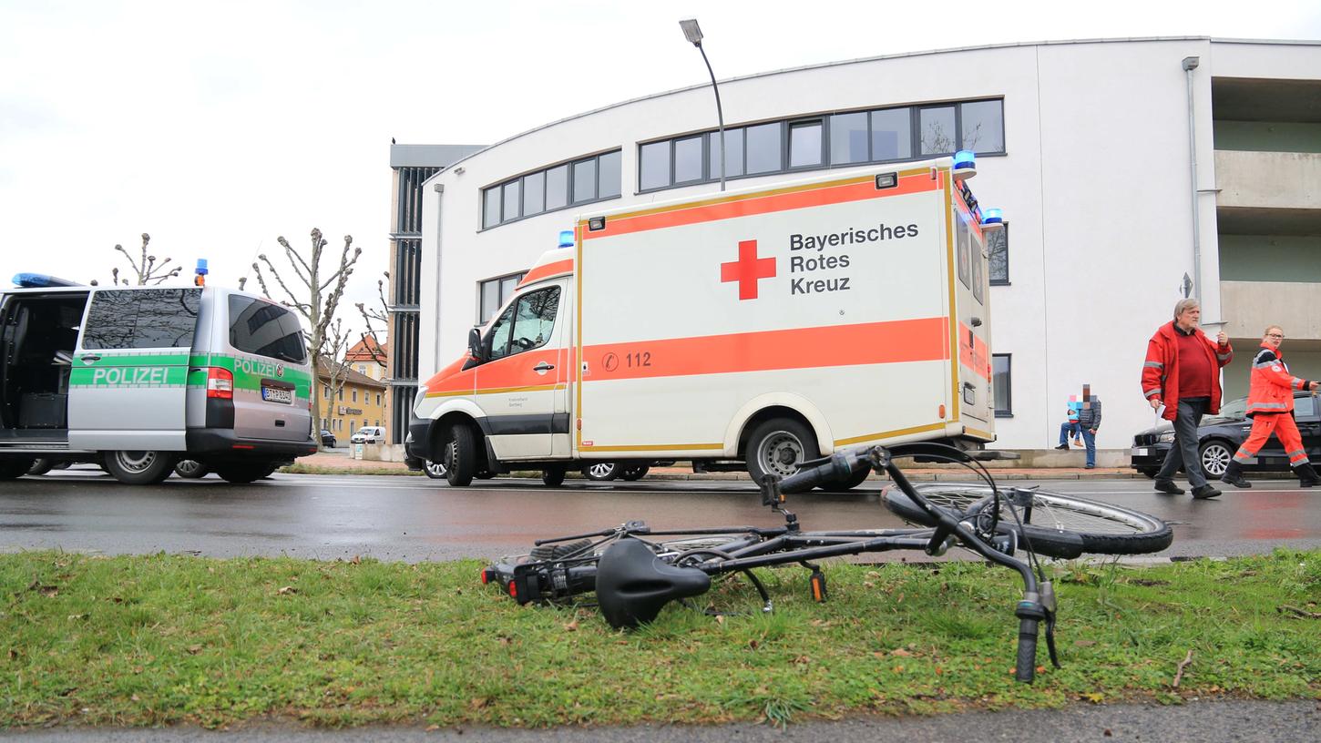 Ein Fahrradunfall ist schnell passiert und oft mit erheblichen Verletzungen verbunden. Verbände fordern mehr Prävention. Ein Fahrradunfall ist schnell passiert und oft mit erheblichen Verletzungen verbunden. Verbände fordern mehr Prävention.