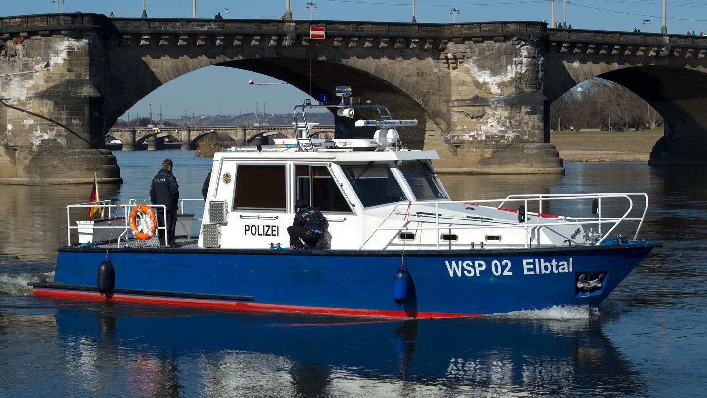 Nach dem Unfall in Regensburg ermittelt nun die Wasserschutzpolizei (hier ein Symbolfoto).