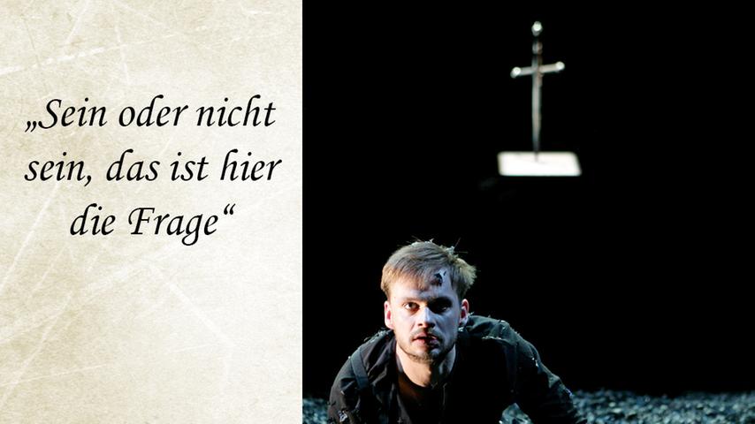 Hamlet, hier Stefan Willi Wang in der Inszenierung des Staatstheaters Nürnberg von 2012.