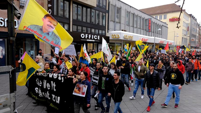 Demonstration in Nürnberg gegen Krieg in Kurdistan