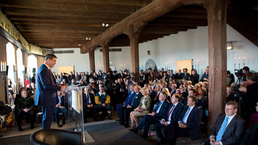 Festakt auf der Kaiserburg: Finanzminister Söder verleiht Heimatpreis 