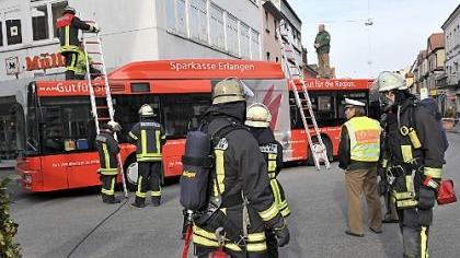 Explosionsgefahr nach Unfall mit Erdgas-Bus in Erlangen