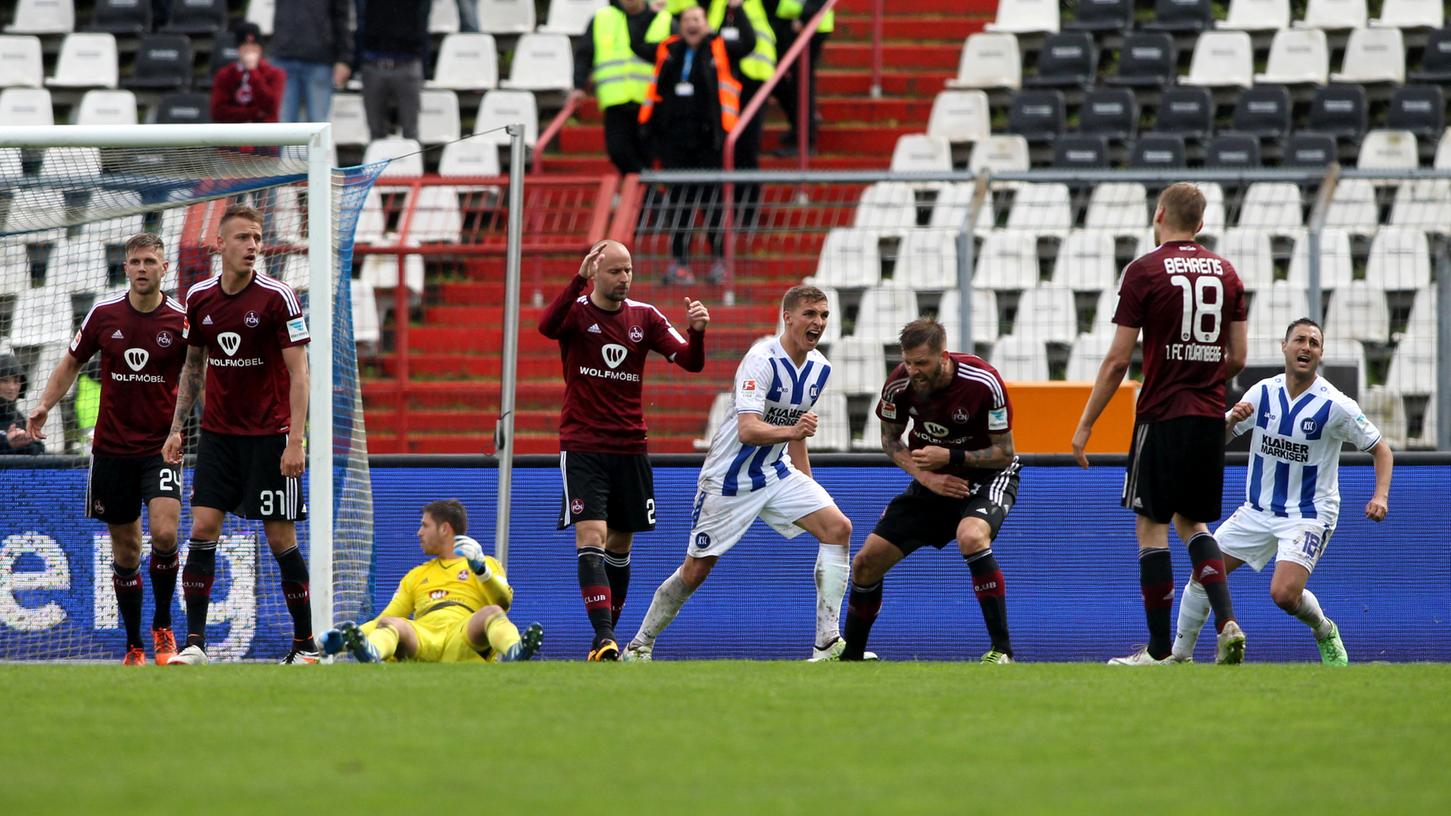 Der FCN gab das Spiel beim KSC aus der Hand und kassierte die zweite Niederlage am Stück. Der FCN gab das Spiel beim KSC aus der Hand und kassierte die zweite Niederlage am Stück.
