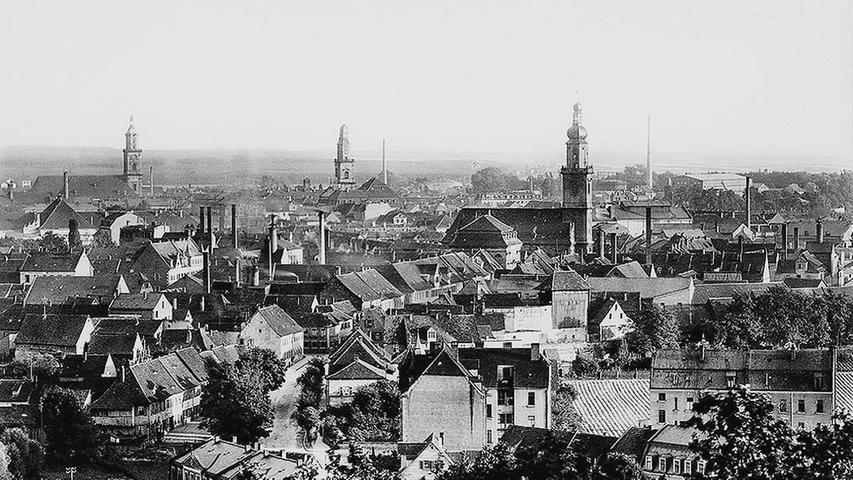 Bier wurde in Erlangen schon im Mittelalter gebraut, bereits im 18. Jahrhundert gab es in der Alt- und Neustadt eine ganze Anzahl kleinerer Brauereien. Richtig rund ging es aber erst Mitte des 19. Jahrhunderts.