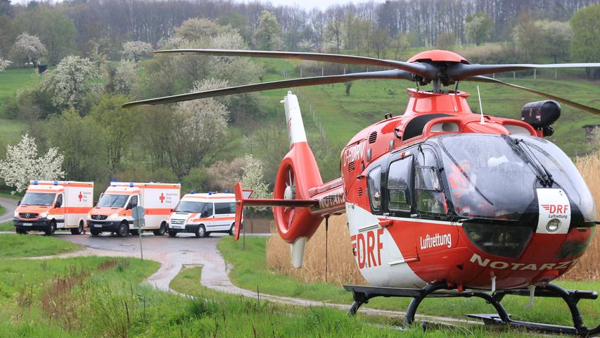 Sekundenschlaf: Fünf Verletzte nach Kollision bei Weilersbach