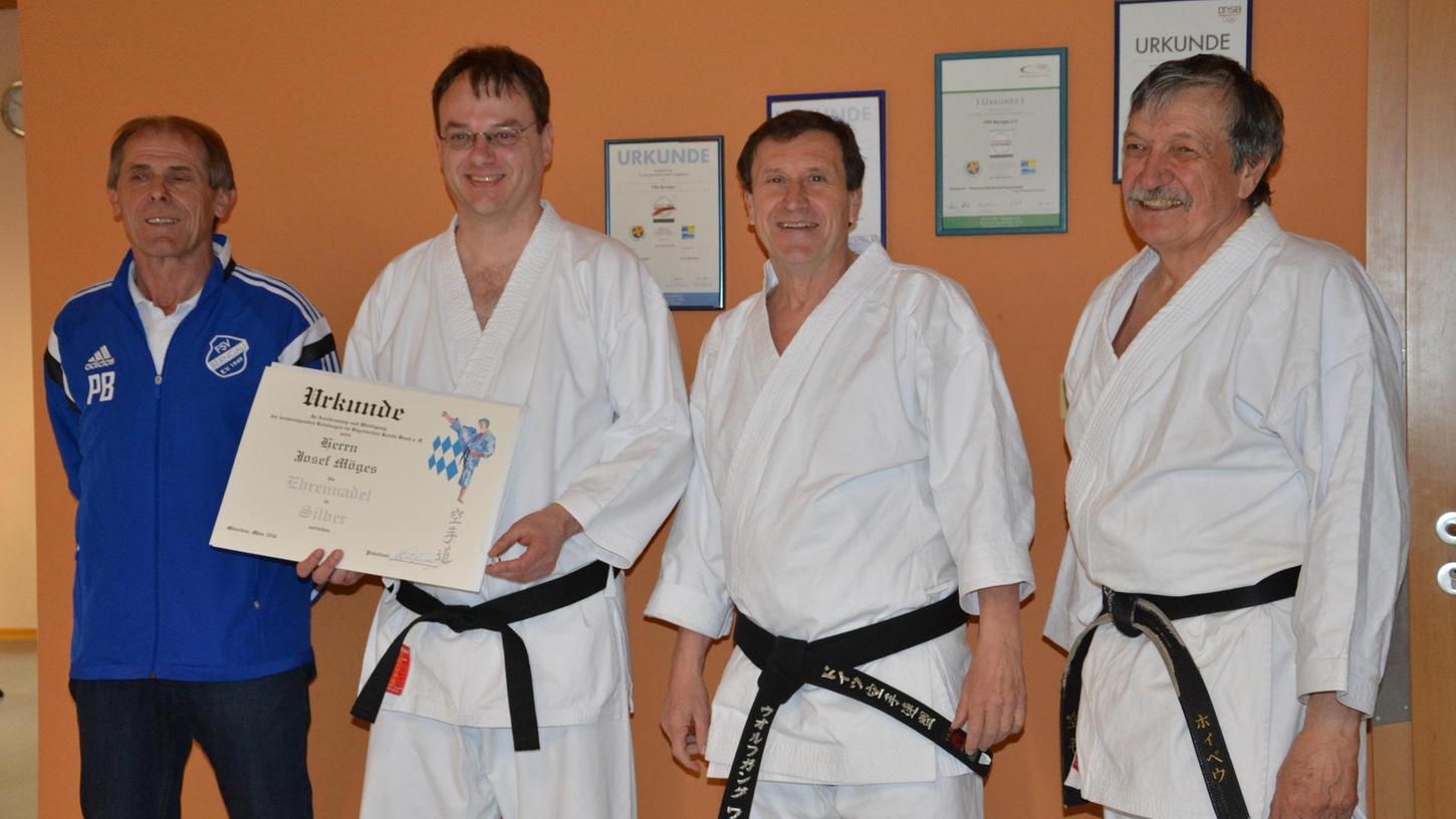Große Ehre für Berngauer Karate-Pionier