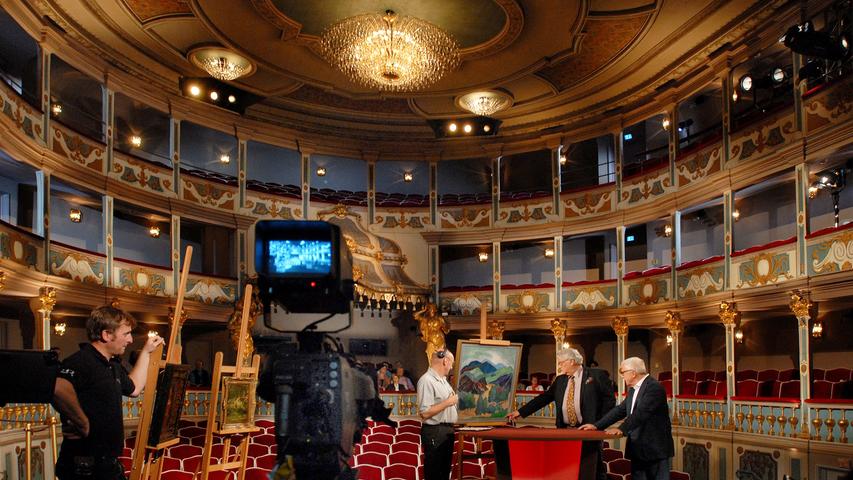 Auch der Bayerische Rundfunk nutzt schon mal die Kulisse des Markgrafentheater, hier für die Serie "Kunst & Krempel".