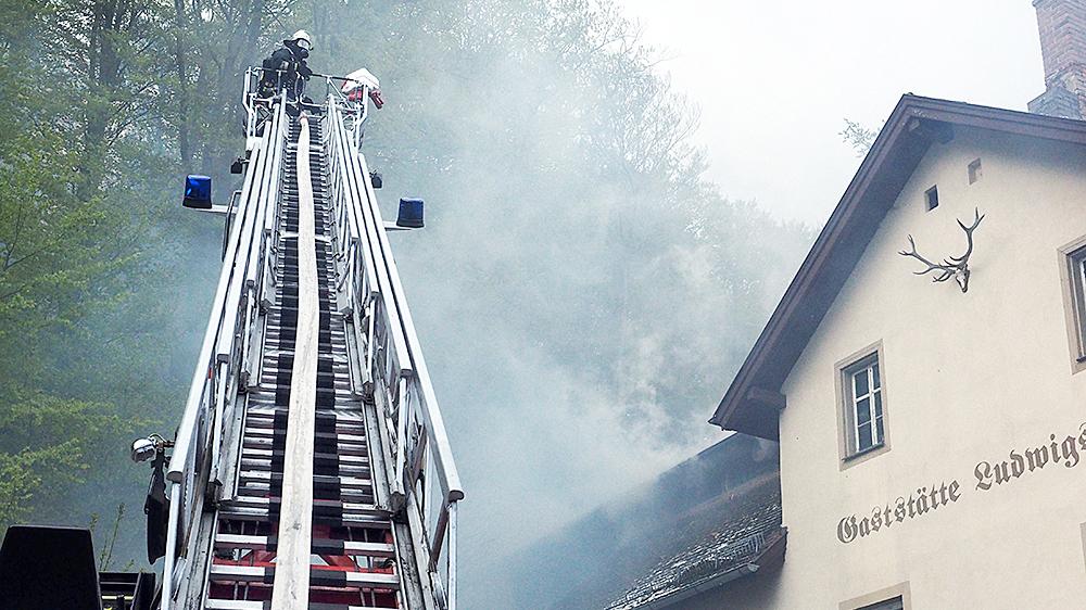 Weißenburg: Brand in leerstehender Waldgaststätte